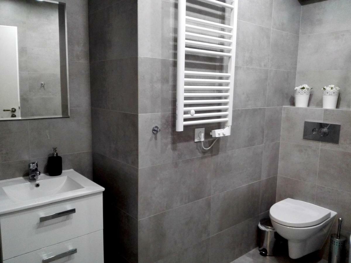 Grey Apartament Centrum Гдиня Екстериор снимка